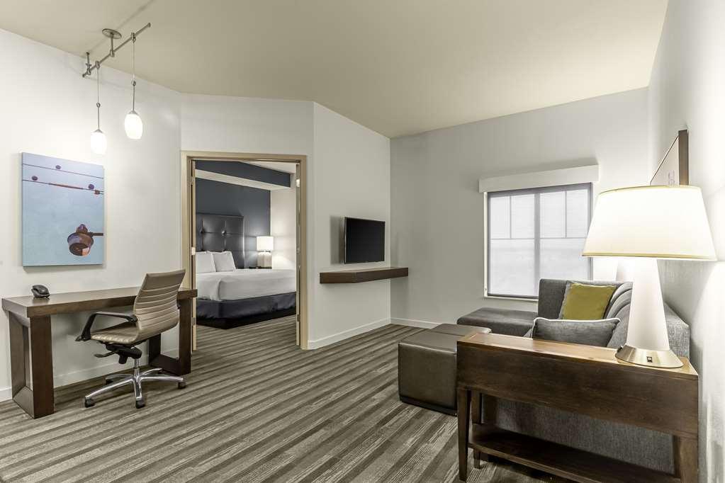 Hyatt House Richmond - Short Pump Hotel Стая снимка